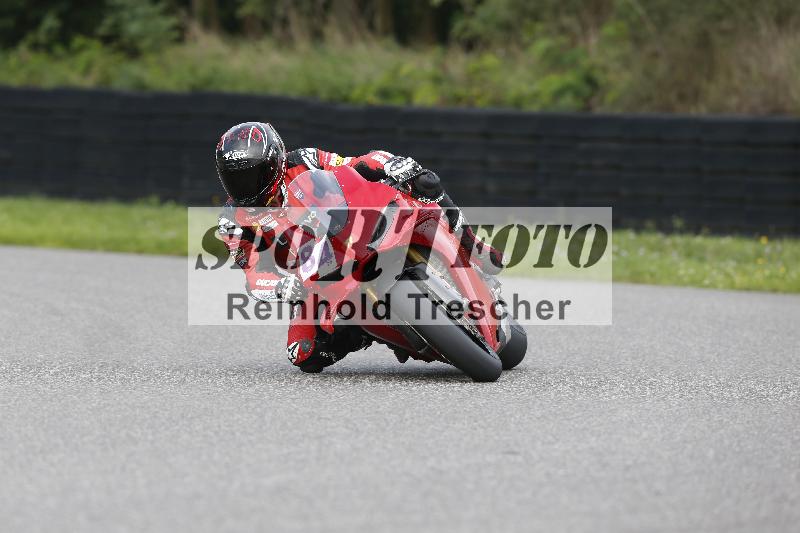 /53 16.09.2025 Track Day Domi Aegerter ADR/Gruppe rot/84
